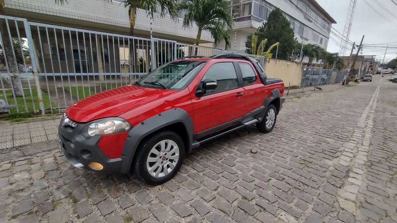 Fiat Strada 2013
