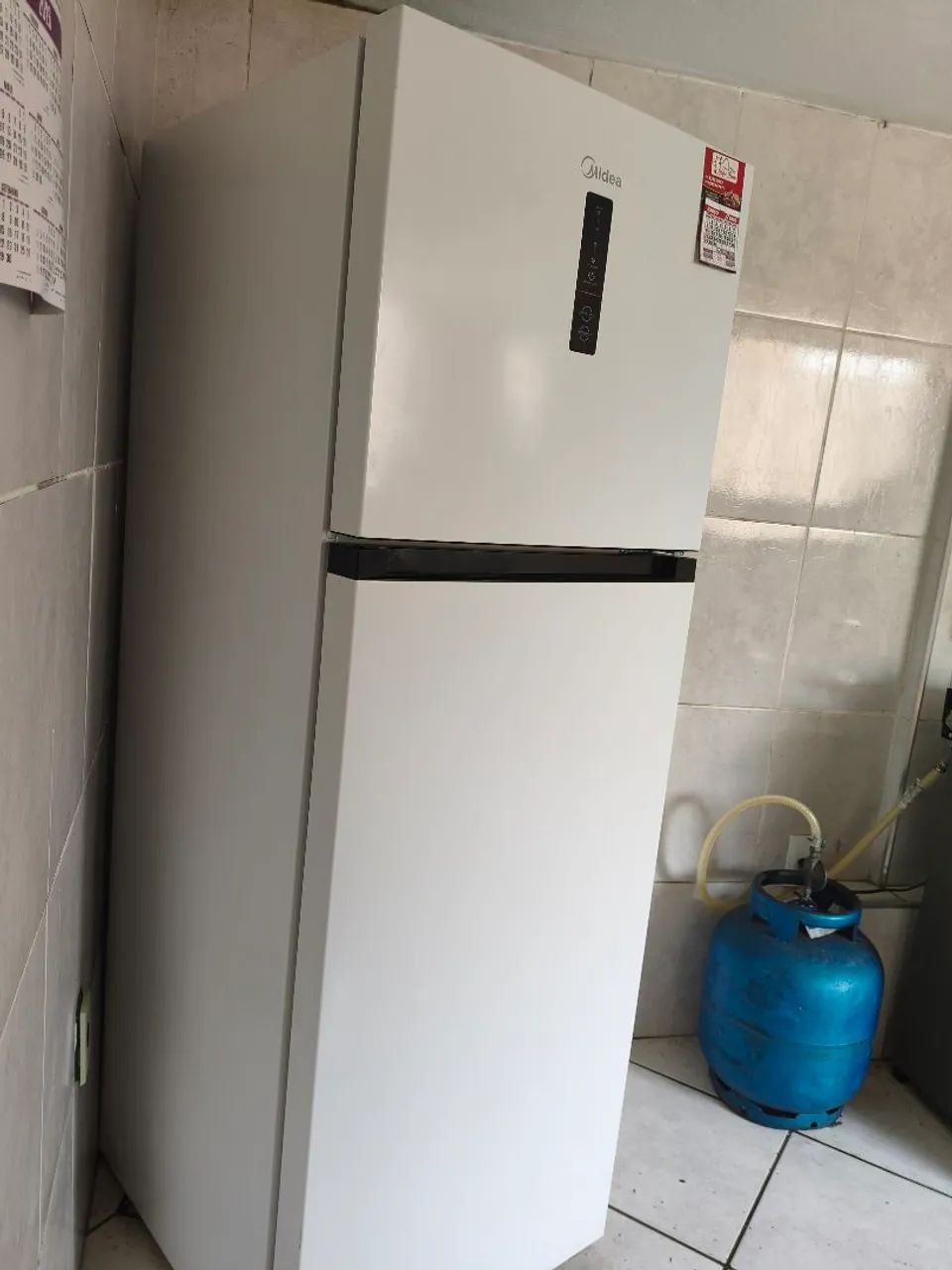 VENDO GELADEIRA NOVA - Foto 3