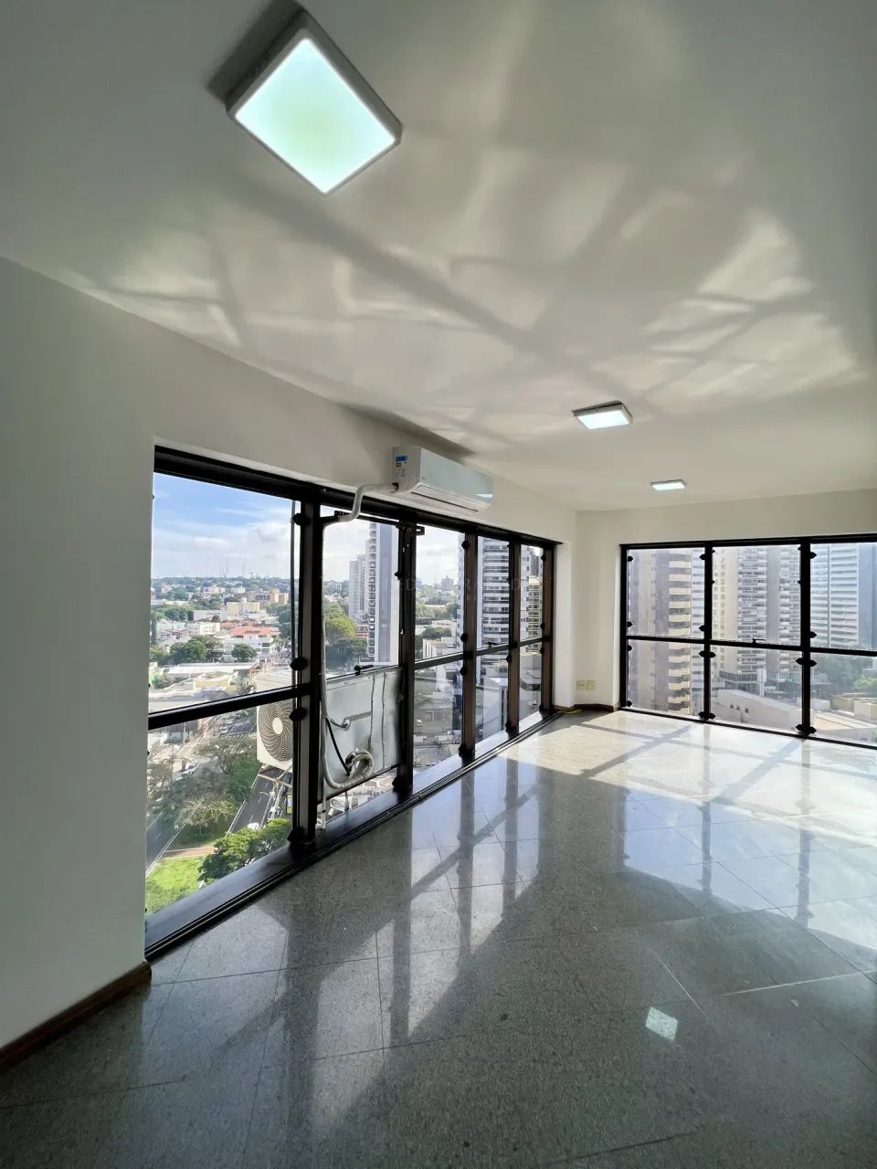 Sala Comercial - Zona 01 - Foto 4