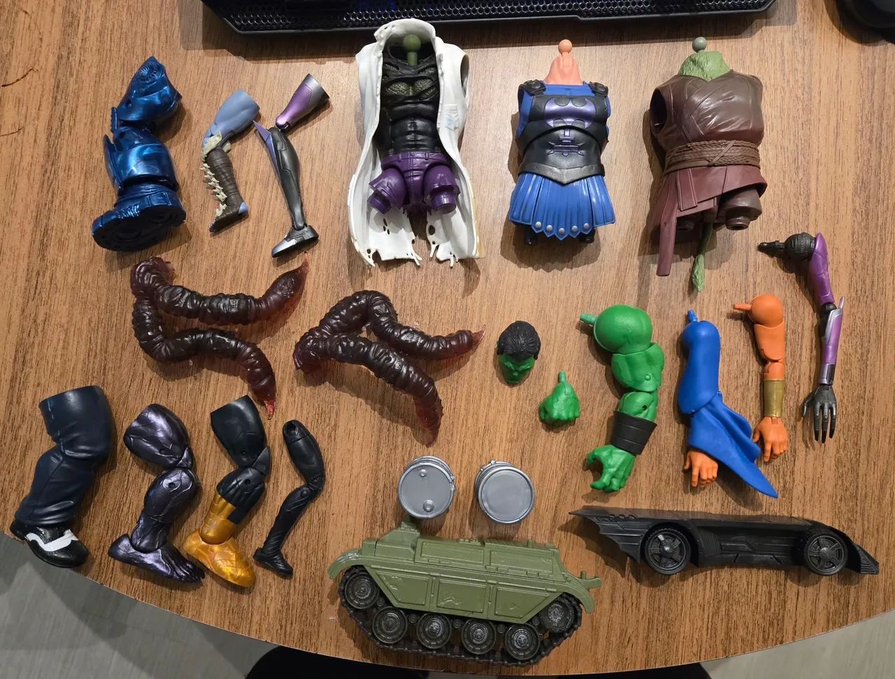 PEÇAS BAF DIVERSAS MARVEL LEGENDS HASBRO