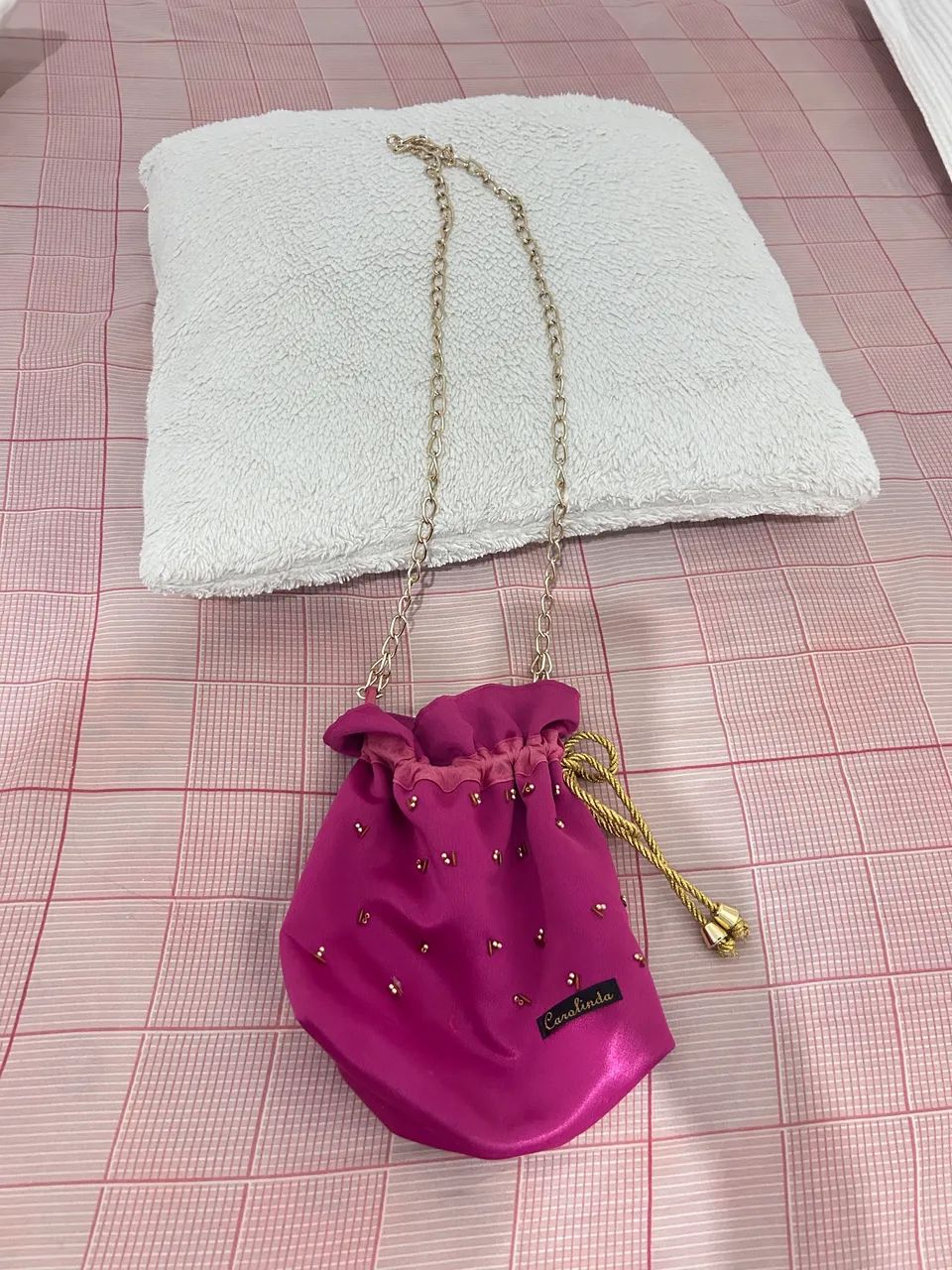 Bolsa artesanal de cetim  - Foto 2