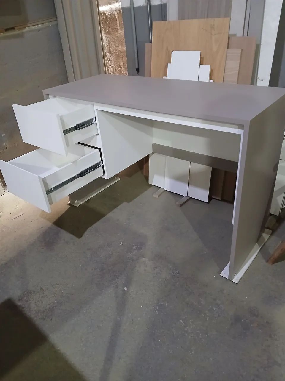 Uma mesa para estudar - Foto 2