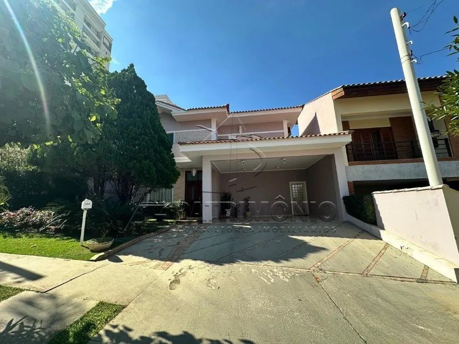 SOBRADO COND. COM 4 SUITES - TIVOLI PARK