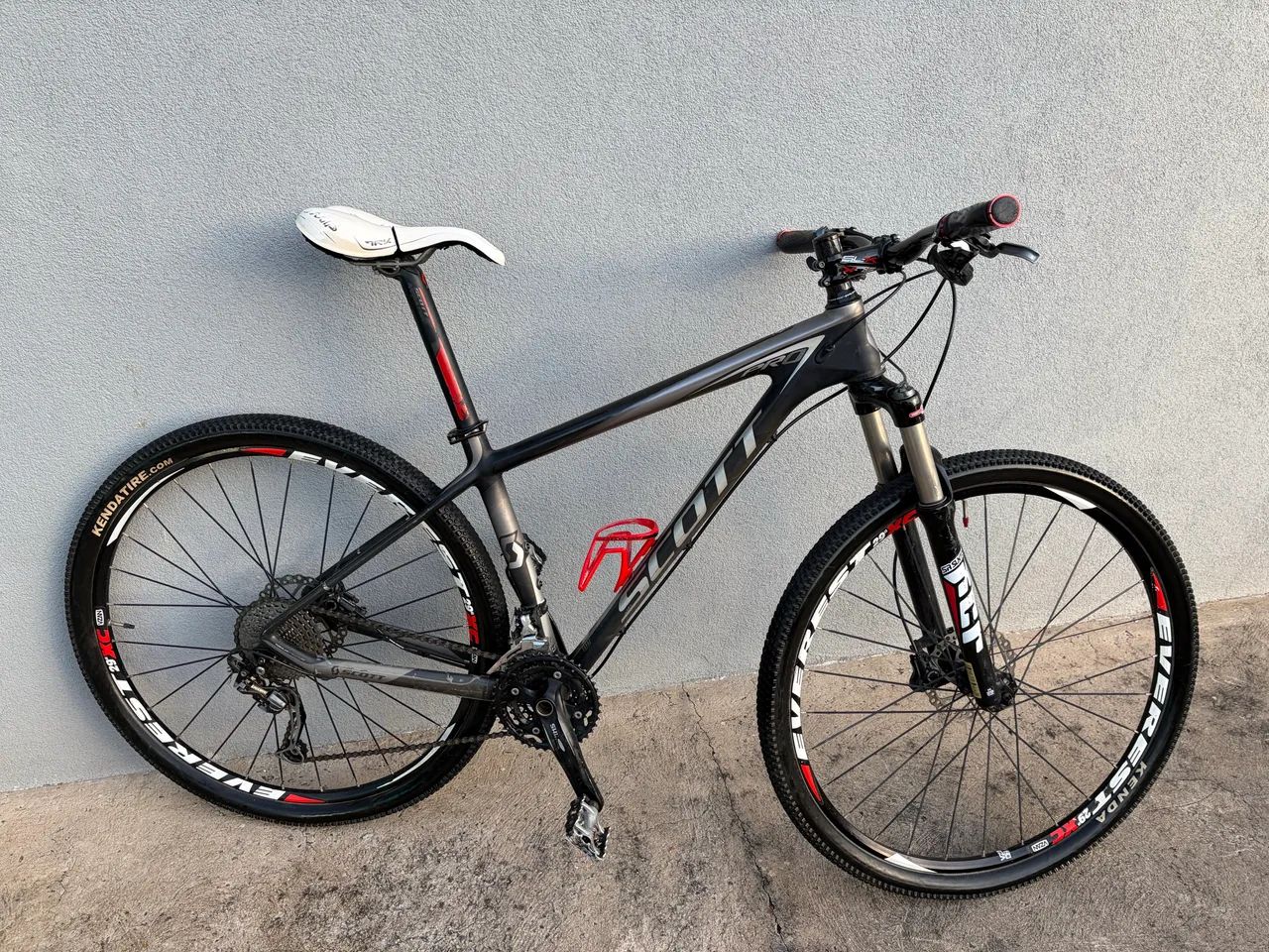 BICICLETA SCOTT SCALE PRO CARBON ARO 29 - SHIMANO DEORE / XT / SLX