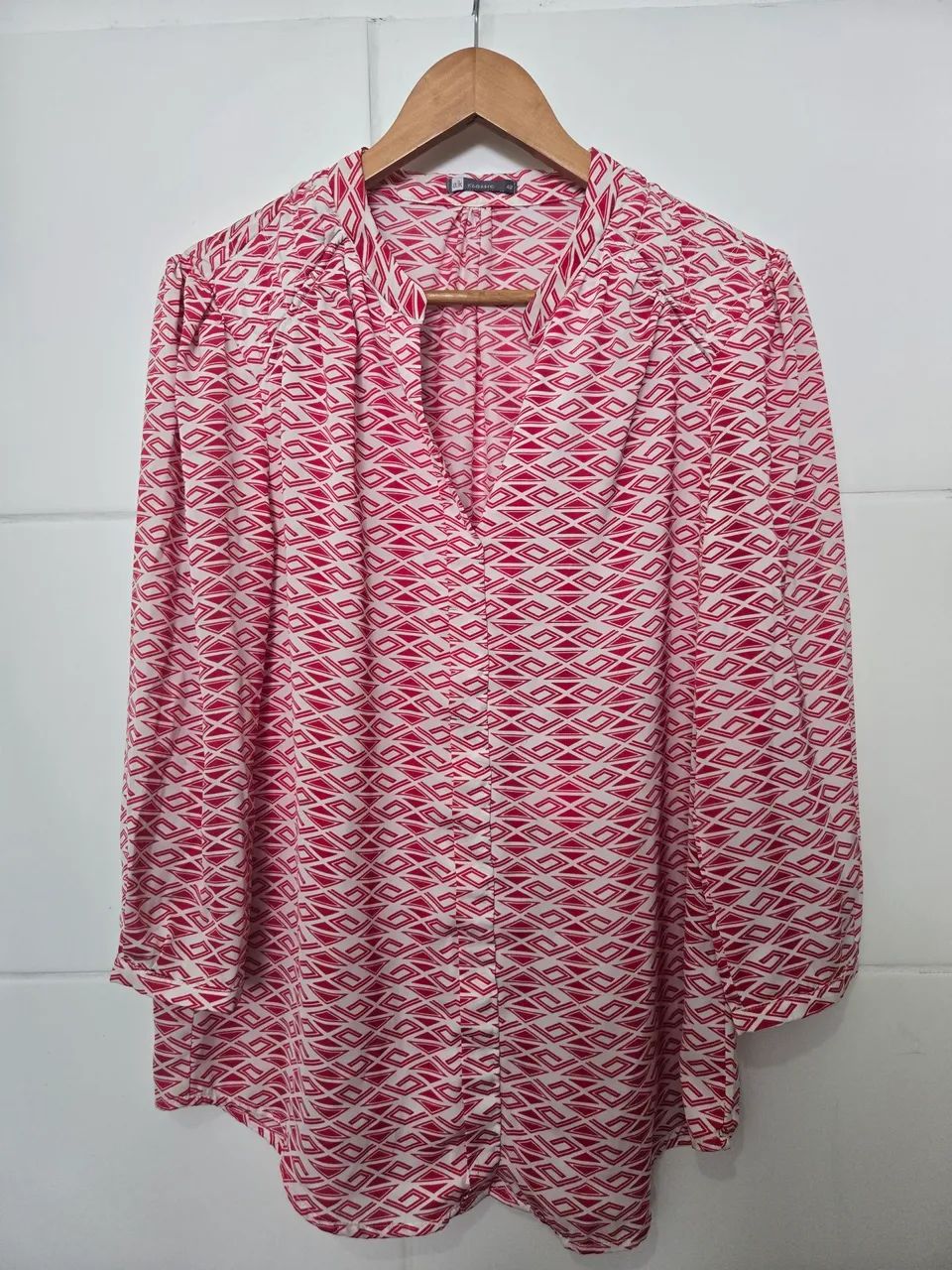 Camisa soltinha tam 42