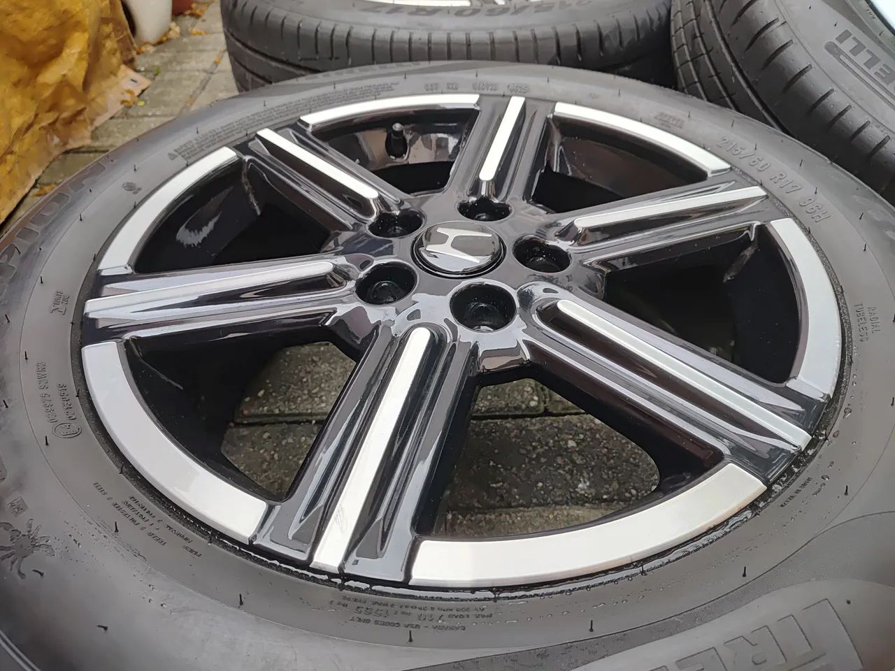 Rodas novas aro 17 + pneus Pirelli Scorpion 215x60x17 novos - Foto 4