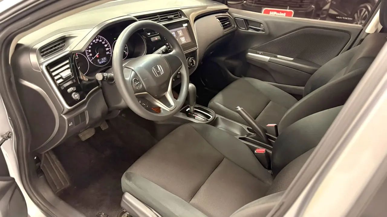 Honda City Hatchback LX 1.5 Flex 16V Aut., foto 8 de 10