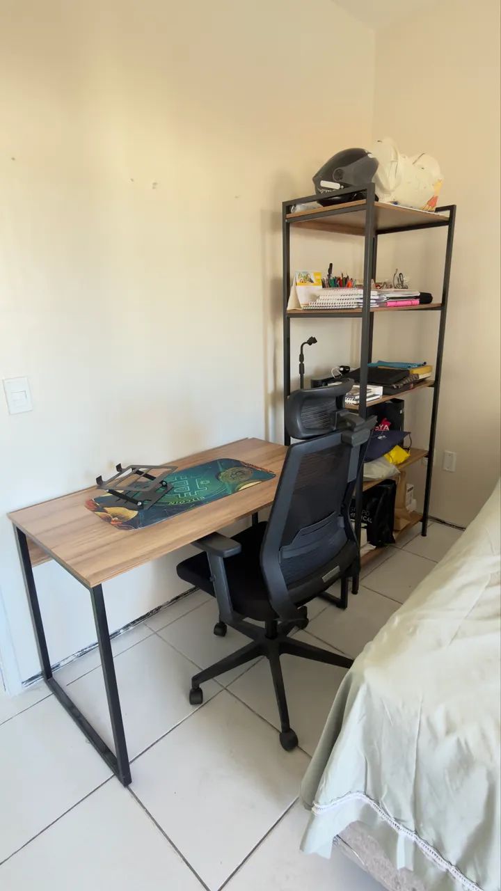 Mesa e Estante Industrial