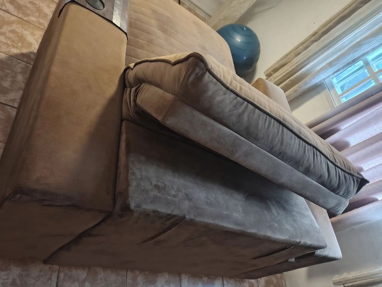 Sofá retratil com chaise. - Foto 5