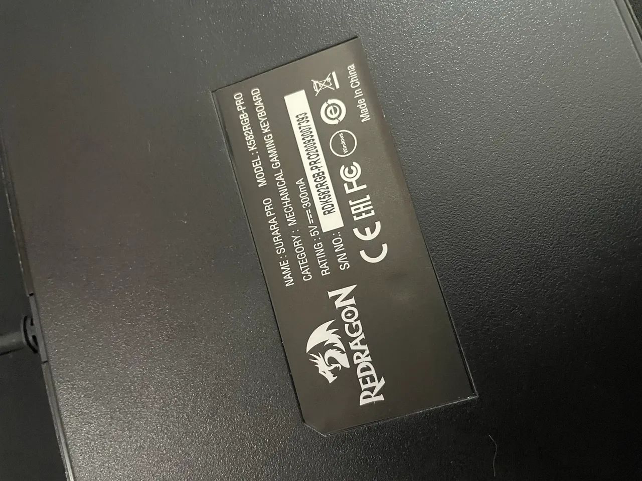 TECLADO REDRAGON SURARA PRO - Foto 2