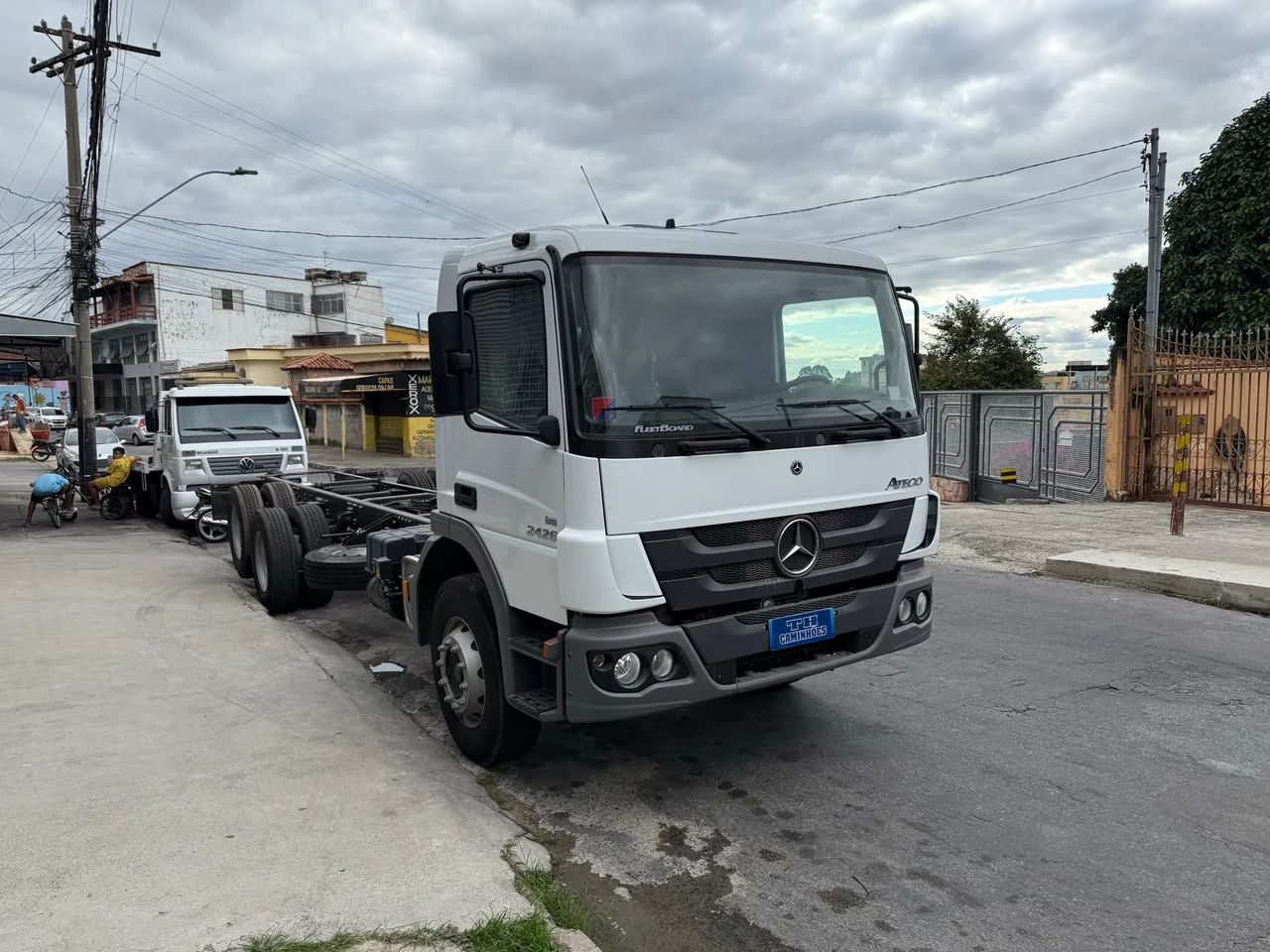 Mb atego 2426 0km  - Foto 3