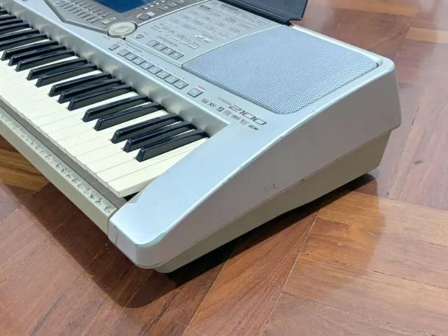 Yamaha PSR-2100シルバー 61鍵 Teclado Yamaha PSR 2100 (usado) ótimo estado 10x sem juros