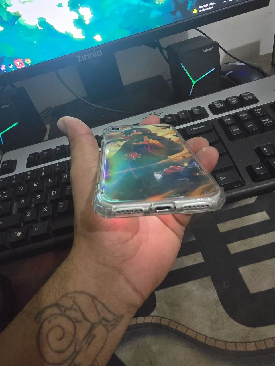 Iphone se, 2 geração, bateria trocada, tudo funcionando perfeitamente e conservado  - Foto 4