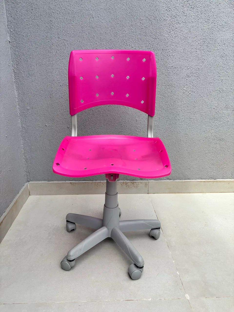Cadeira de escritório rosa 