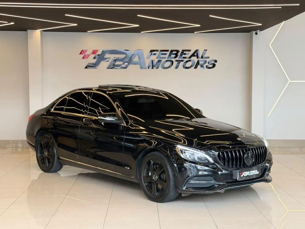 Mercedes-Benz C-200 Avantgarde 2.0 TB 16V 184cv Aut. 2015