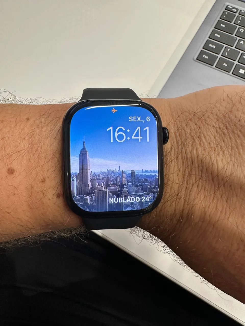 Apple Watch 10 46mm - Muito Novo 