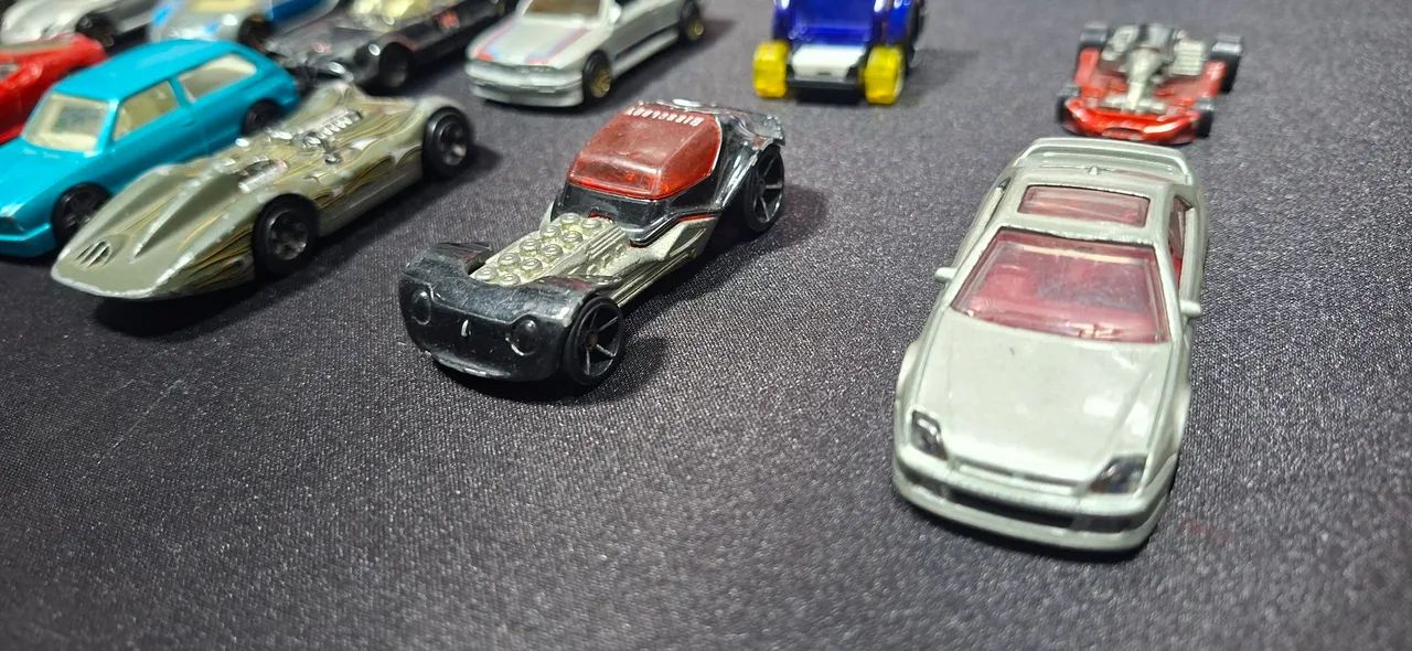 HotWheels  - Foto 4