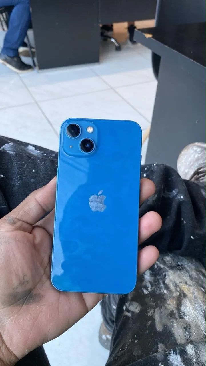 Vendo iPhone 13 azul  - Foto 2