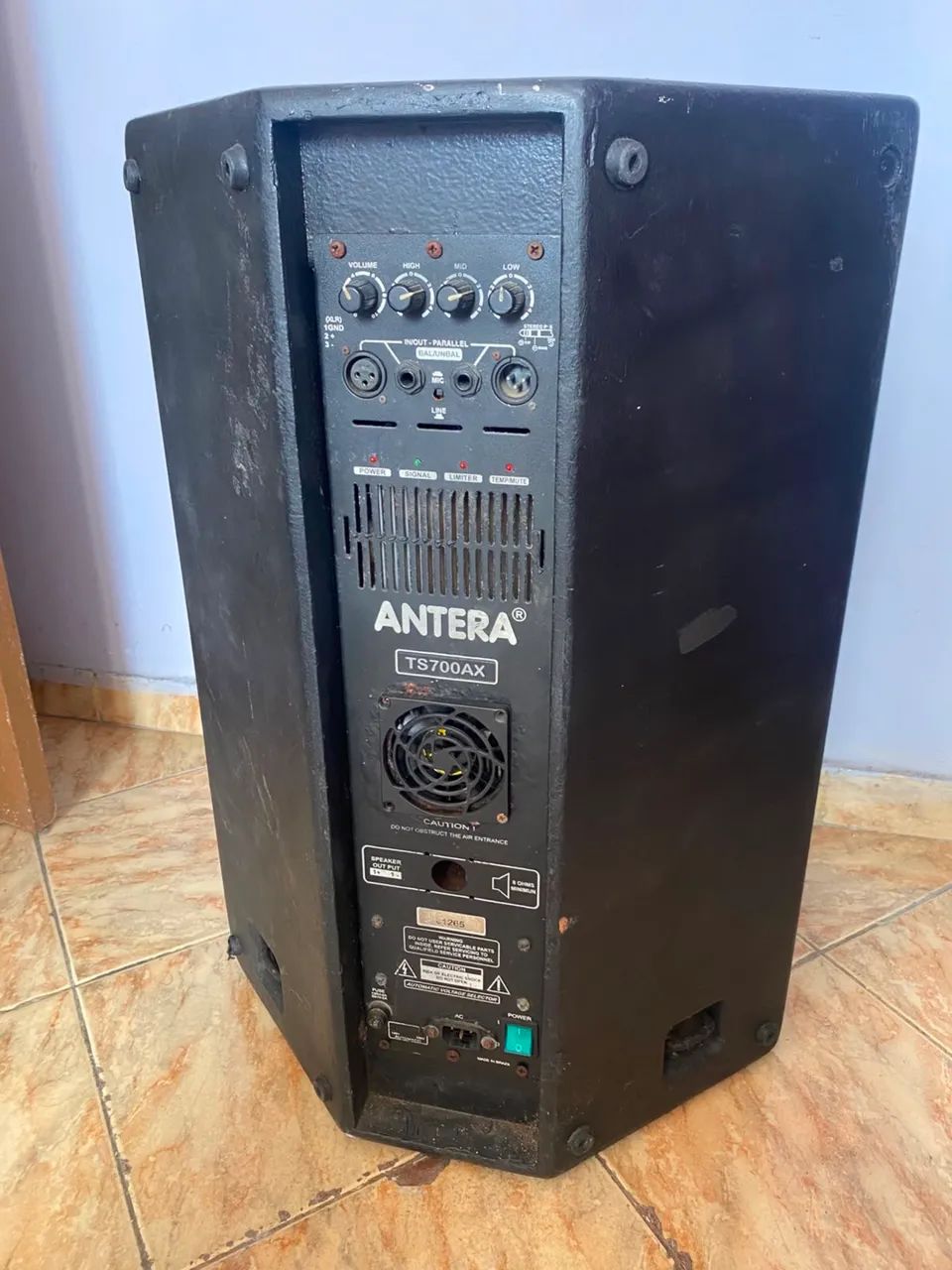 Caixa Ativa Antera Ts 700  - Foto 4