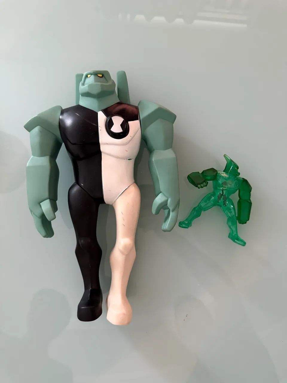 Bonecos Max Stell e Ben 10 - Foto 3
