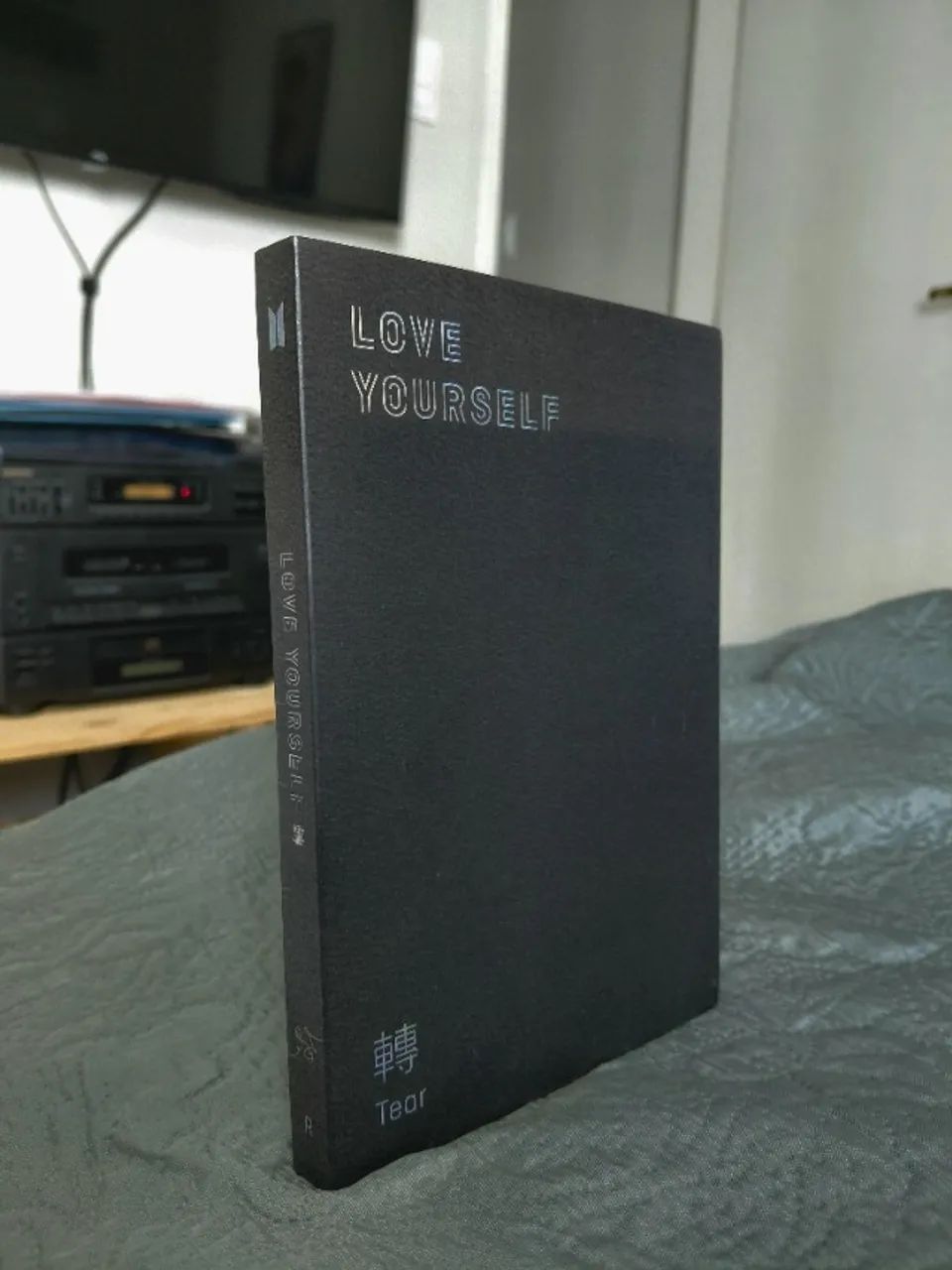 CD Álbum BTS Love Yourself: Tear - R version