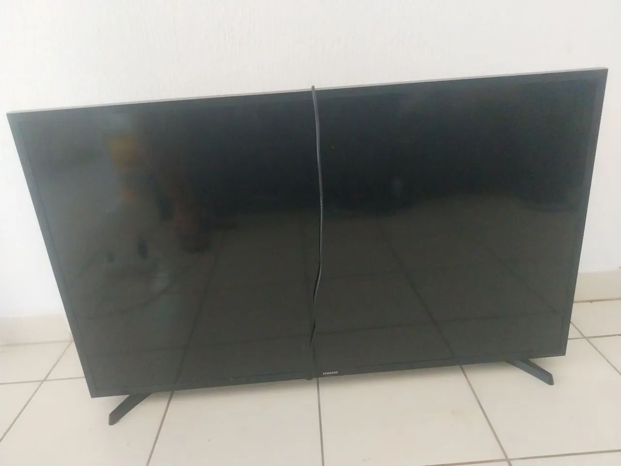 Tv 45 polegadas novinha - Foto 2