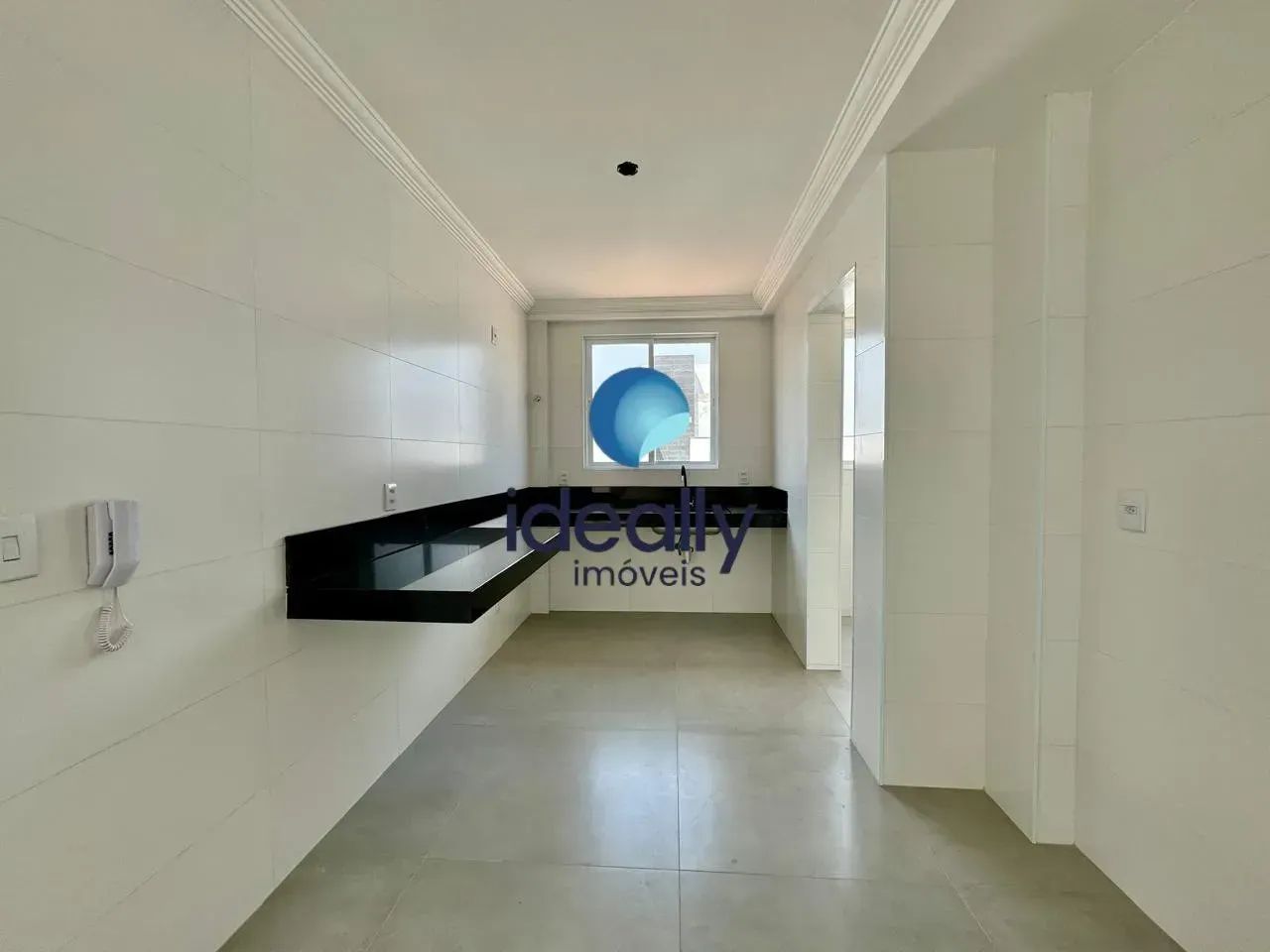 Apartamento com 3 quartos e closet no Cabral, elevador e 2 vagas. - Foto 5