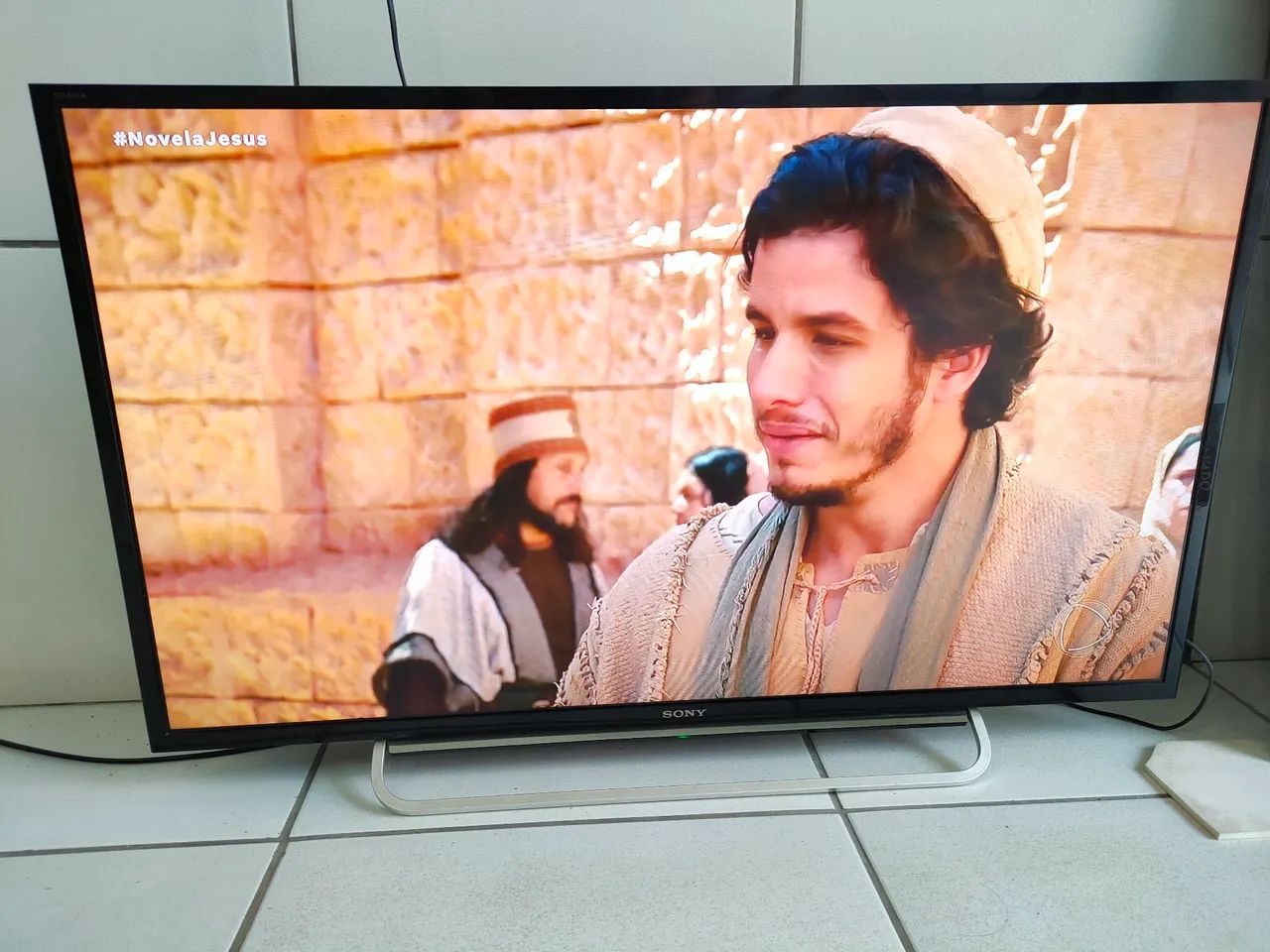 Vendo TV Sony 40° com stick TV