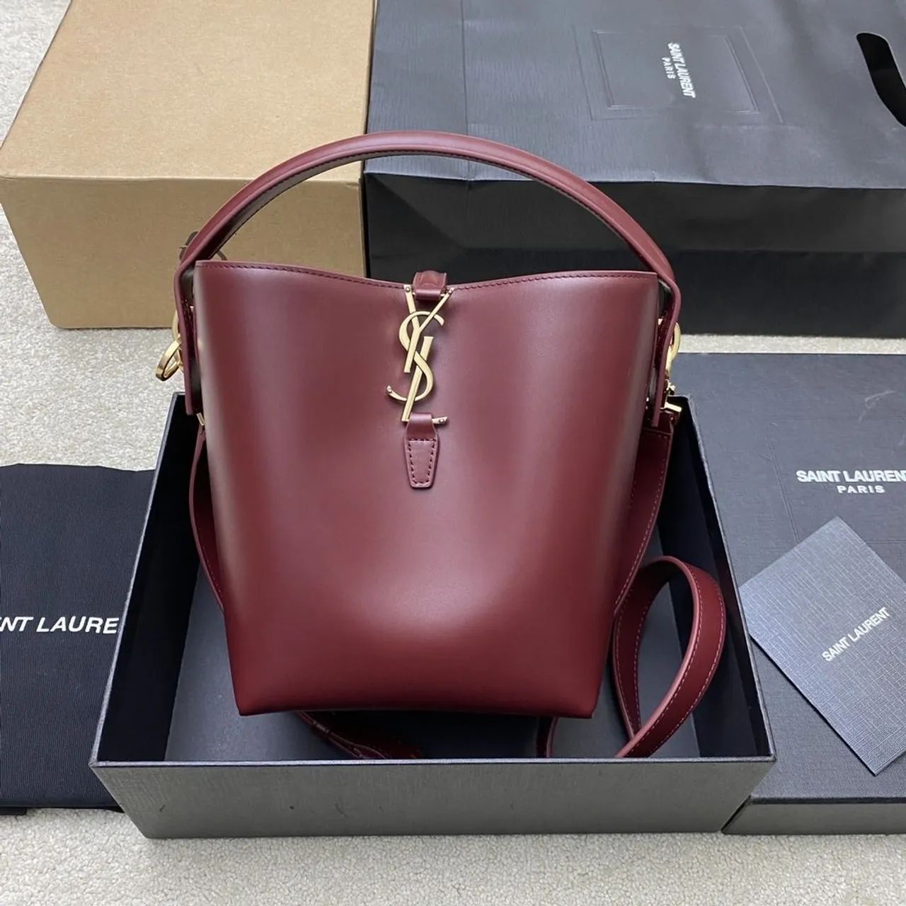 Bolsa YSL LE 37 EM COURO de Bezerro Vinho 