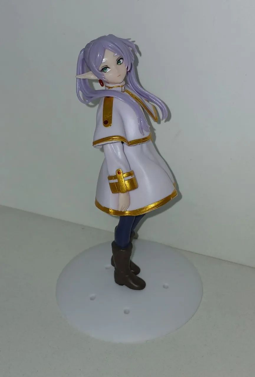 BONECA ACTION FIGURE FRIEREN
