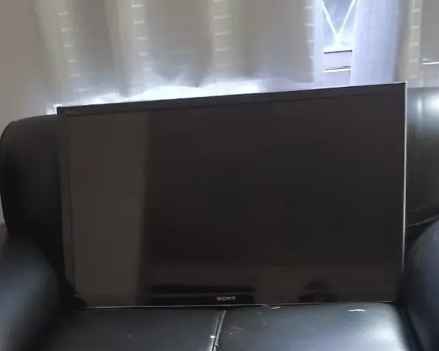 TV SONY BRAVIA 40" 3D - Foto 2