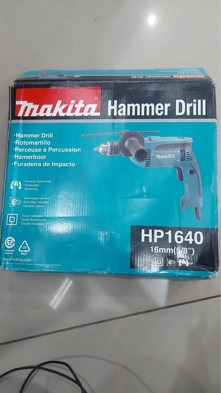 Furadeira de impacto makita 