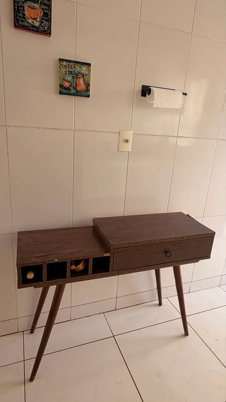 Adega e porta temperos 