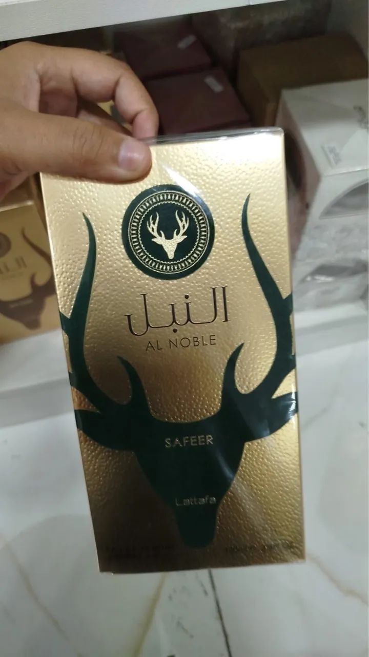 Perfume Lattafa Al Noble Safeer Eau Unissex 100ML