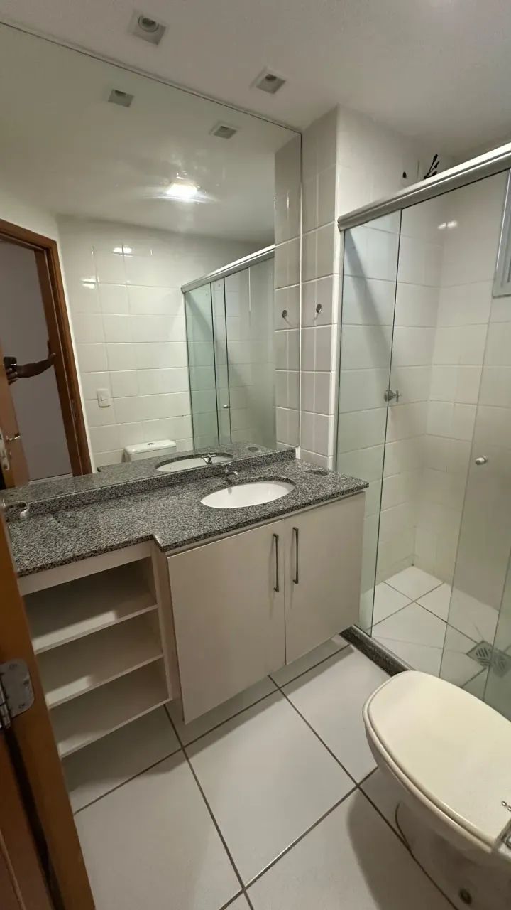 Apartamento para alugar sendo 3 quartos 1 suíte e armários planejados - Foto 2