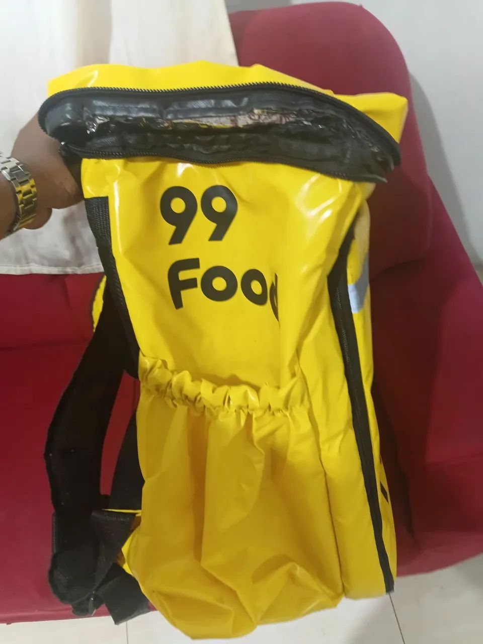 VENDO BAG DA 99 POUQUISSIMA USADA 