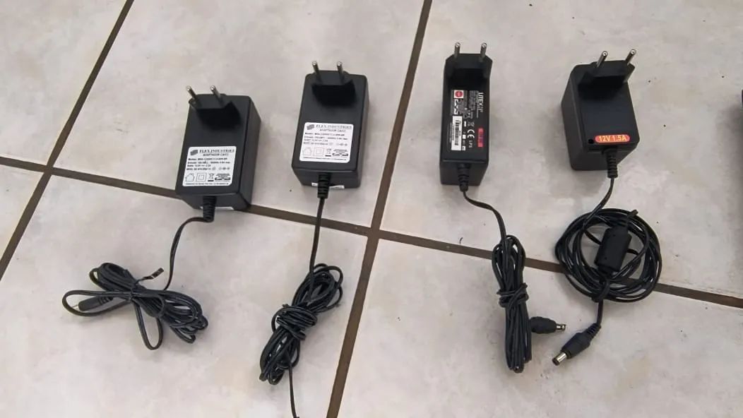 Material - cabos, fontes, antena.  - Foto 3