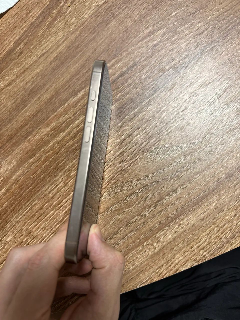 iPhone 16 pro 256g - Foto 2