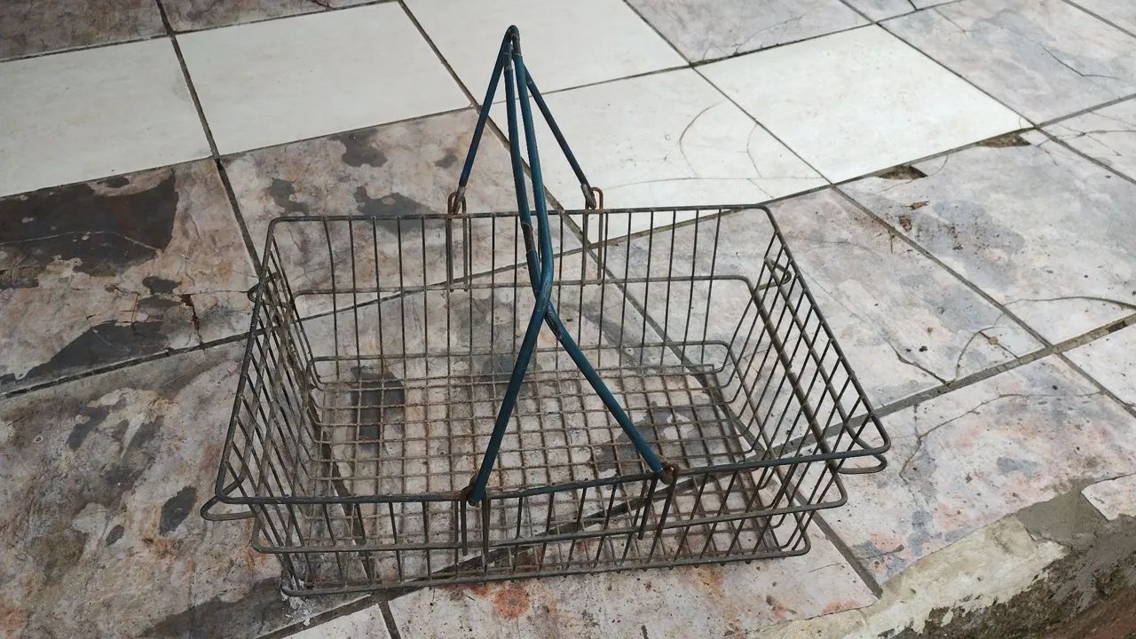 Antigas cestinhas de metal  - Foto 2