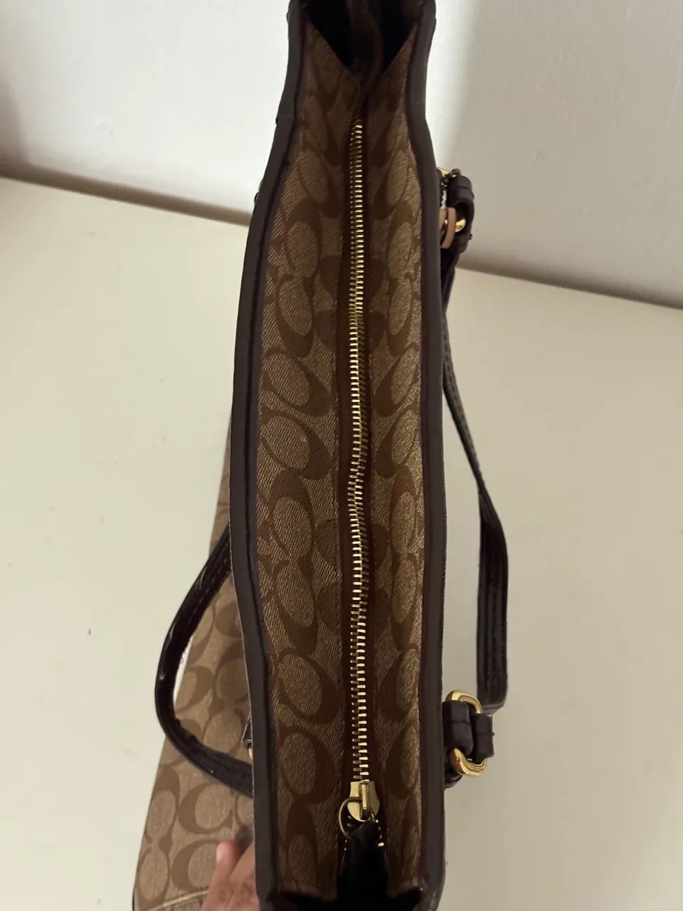 Bolsa ORIGINAL Coach Peyton Signature Zip Top Tote - Foto 4