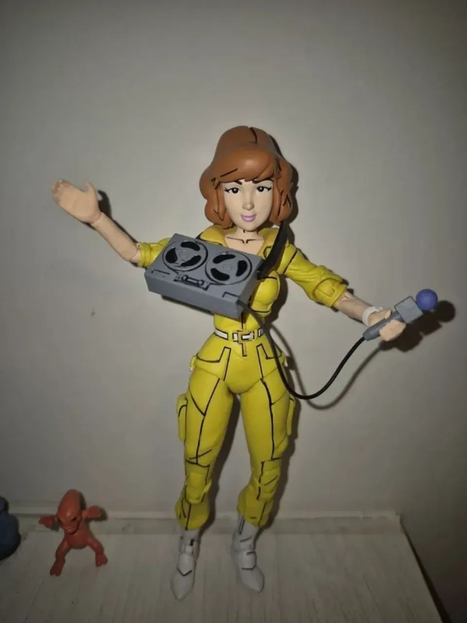 Boneca - Neca TMNT Tartarugas Ninja April O'Neil - Foto 3