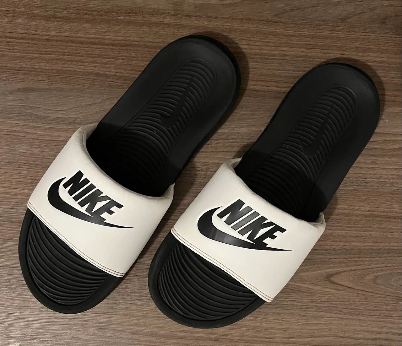 Chinelo Nike Victori One