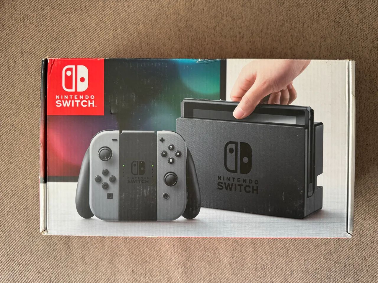 Nintendo Switch na caixa - estado perfeito