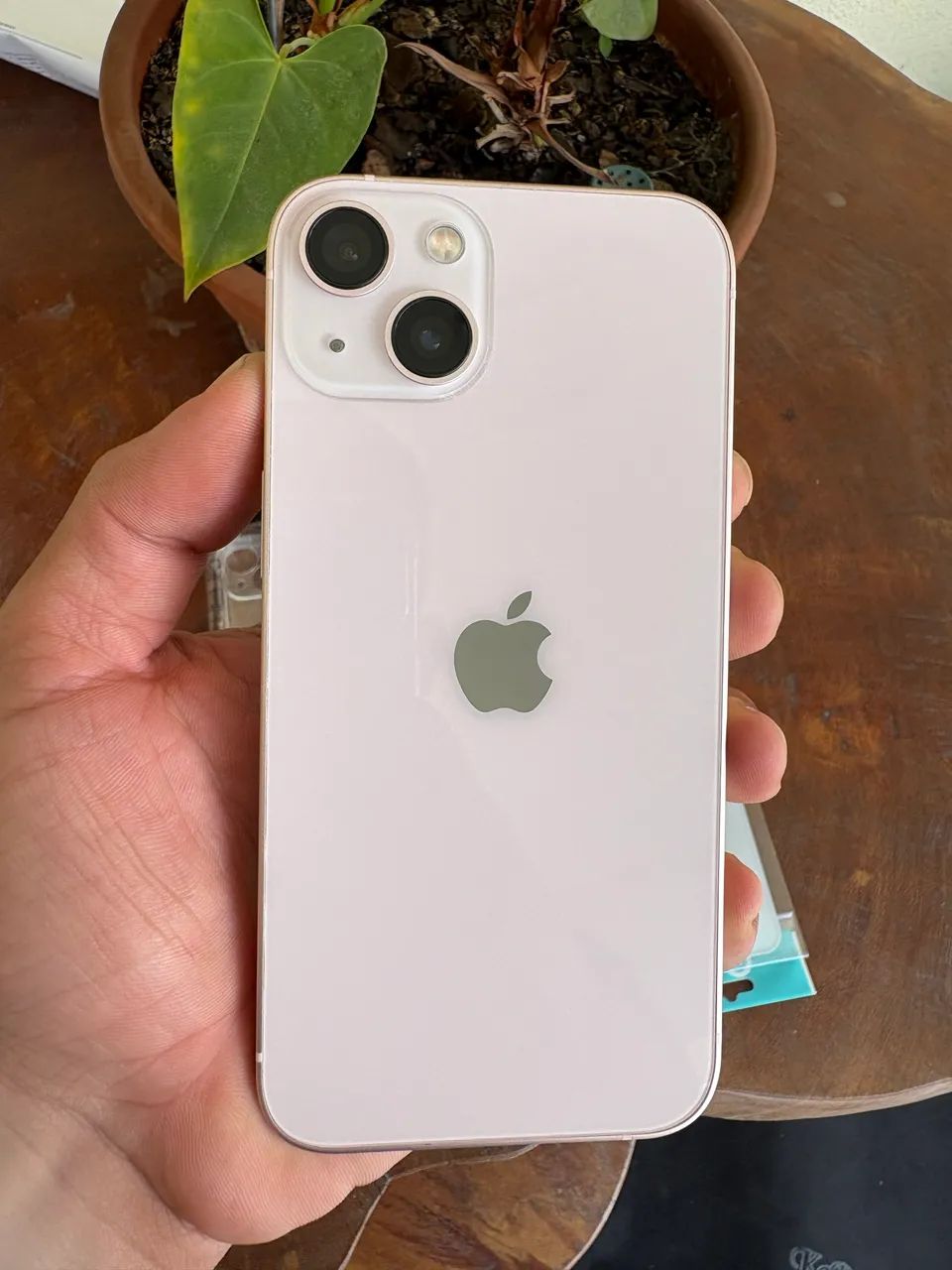 iPhone 13 128GB impecável e com acessórios  - Foto 2
