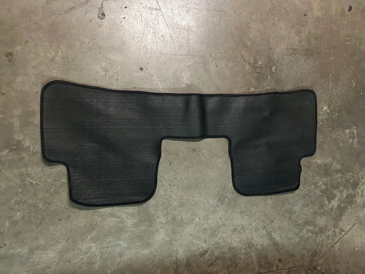 Tapete traseiro universal para carro