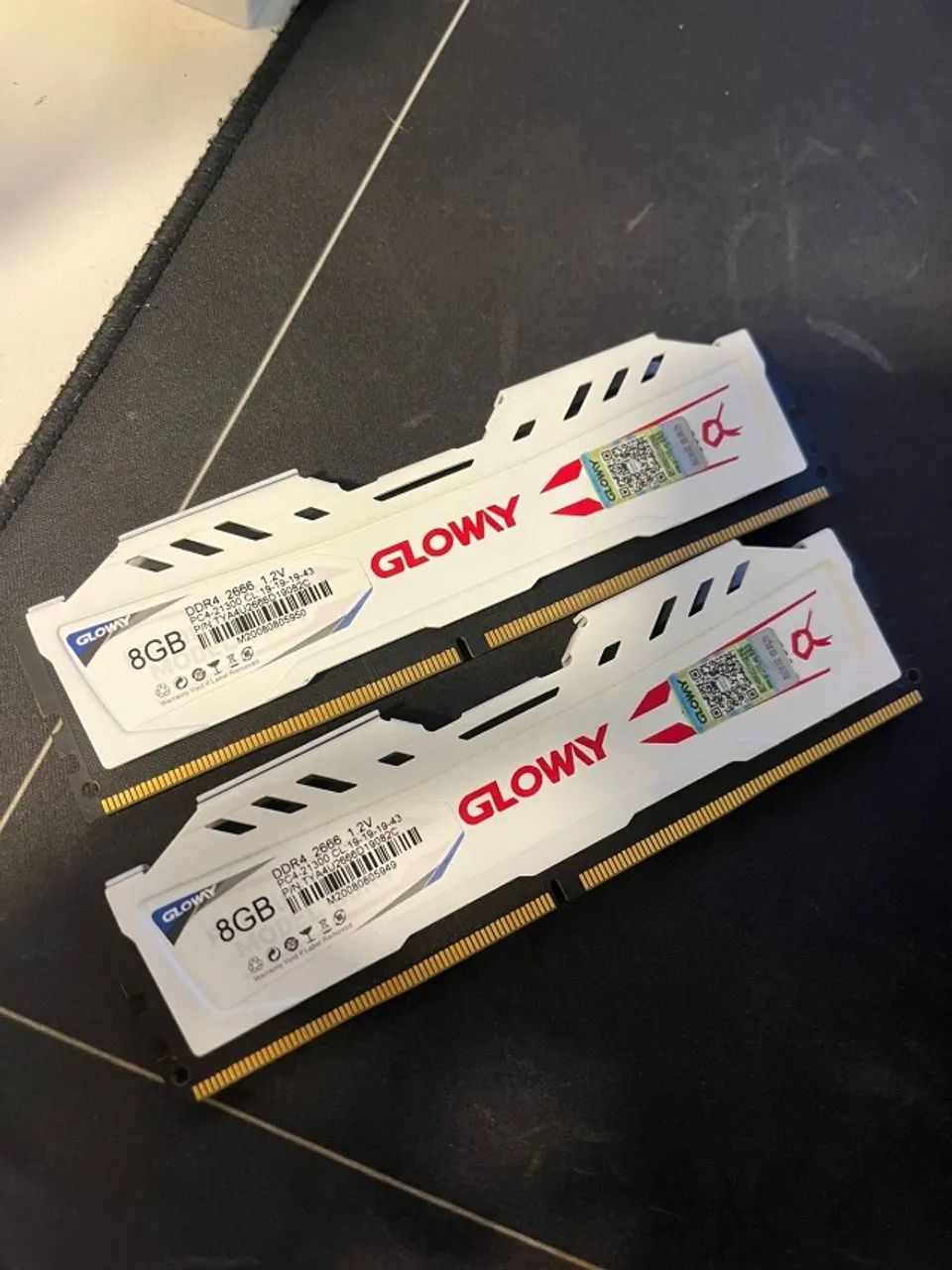 Memória RAM DDR4 16gb (2x8)