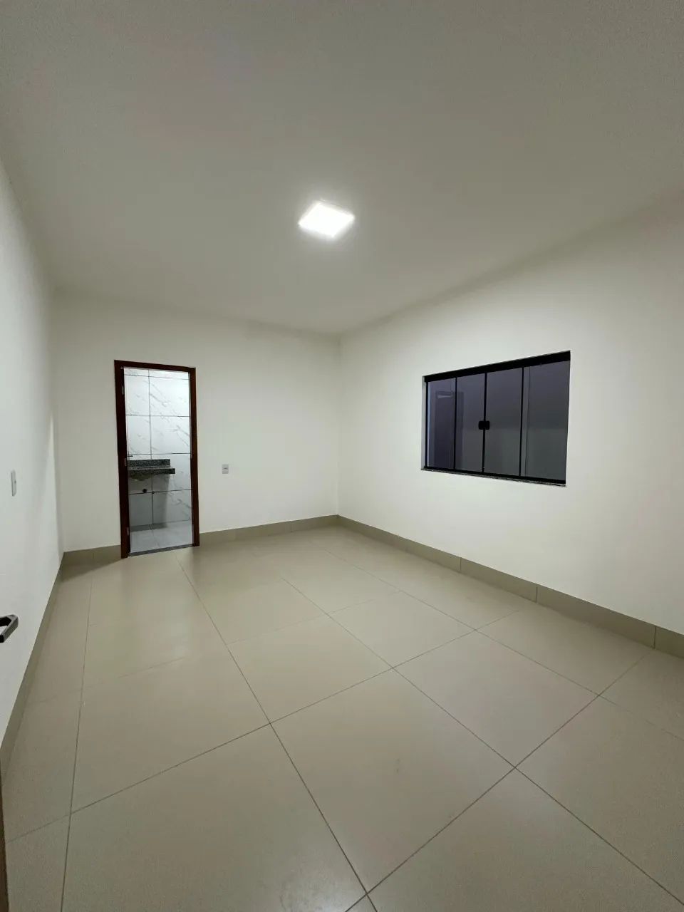 Casa com 3 quartos no Jardim Alphaville - Foto 2