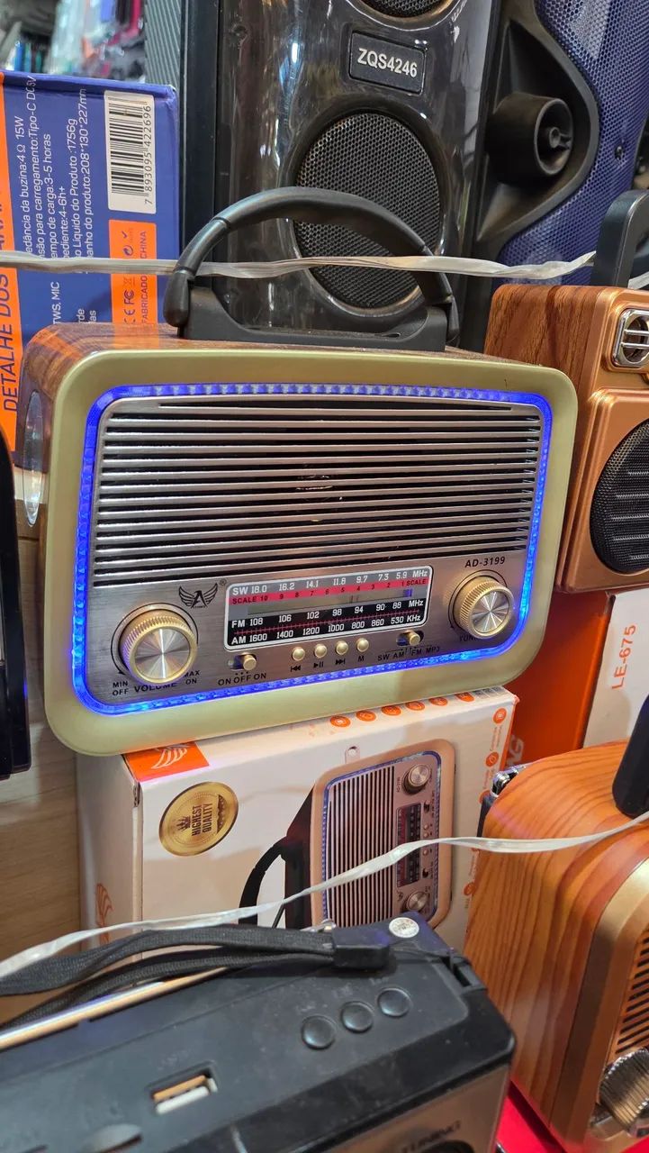 Rádio Estilo Antigo/Retrô com Bluethooth  - Foto 2