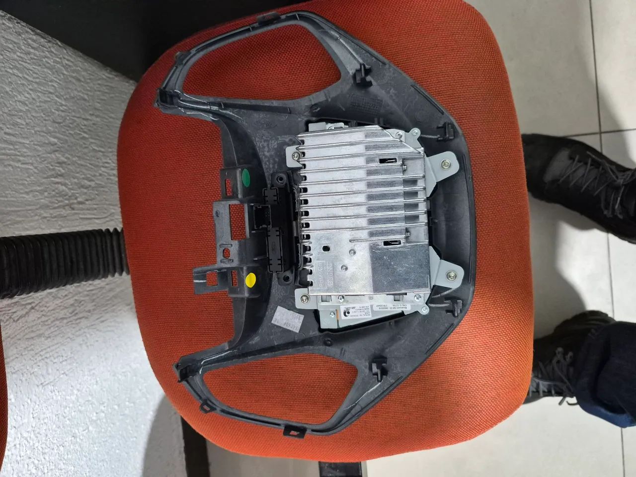 Som original ford Ka com comando de pisca, travas e com moldura  - Foto 2