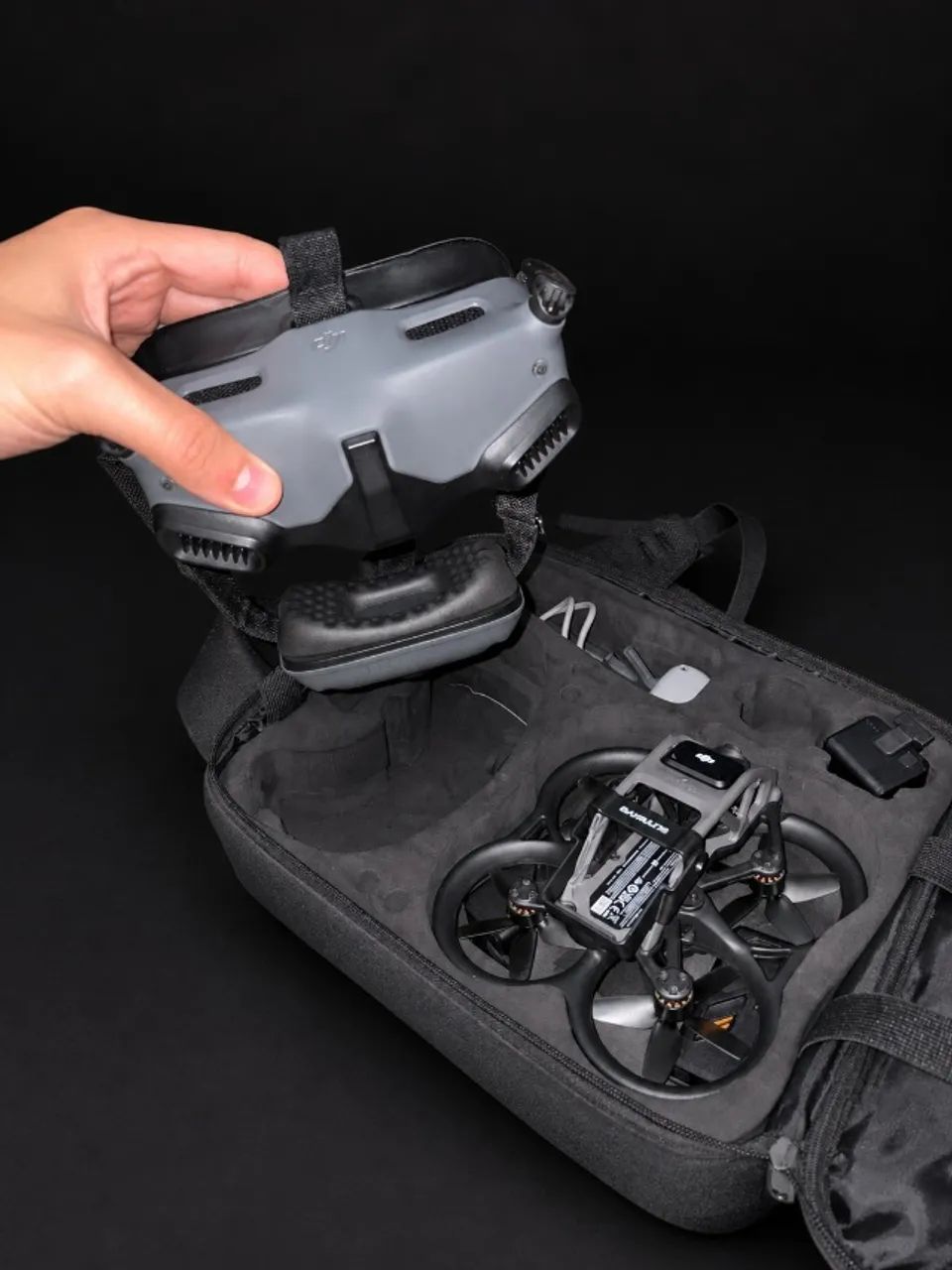 Drone DVI Avata 2 Fly More Combo com 3 baterias - Foto 4